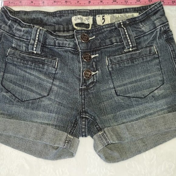 Indigo Rein Denim Shorts Junior Size 5 - Picture 3 of 6